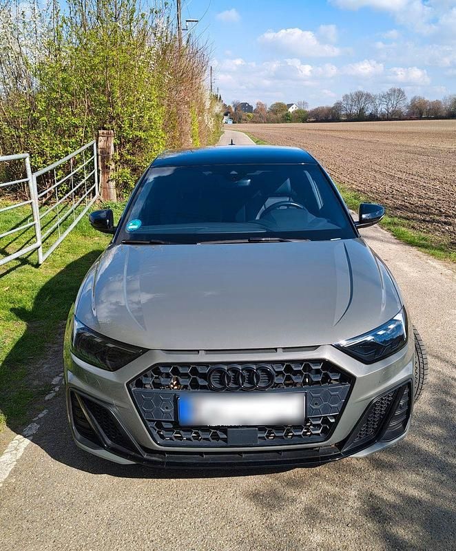 Gebraucht Audi A1 Sportback Edition .1 200 PS (147 kW) 2019 Grau Kleinwagen