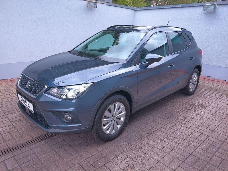 Grau Gebraucht 2021 Seat Arona Style SUV | 17.490 € (Fairer Preis) - Bild 1/4