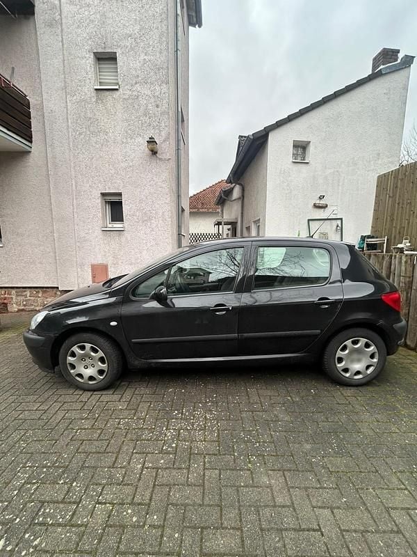 Gebraucht Peugeot 307 109 PS (80 kW) 2003 Schwarz Kleinwagen