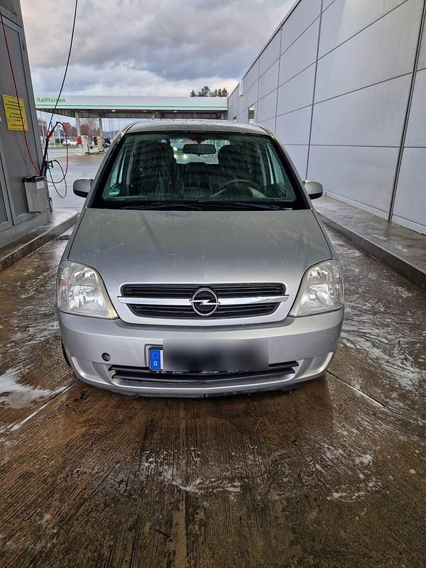 Silber Gebraucht 2004 Opel Meriva Van / Kleinbus | 1.890 € (Teuer) - Bild 1/4