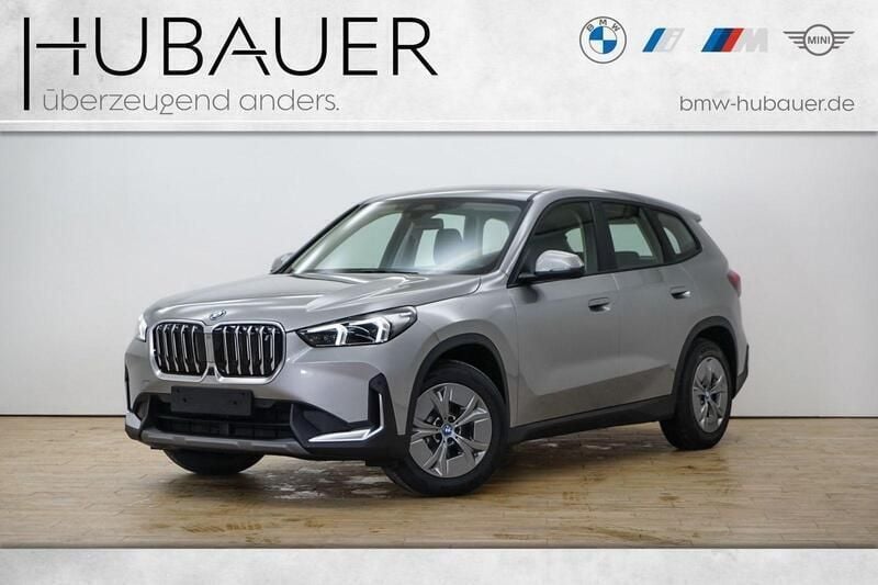 Silber Gebraucht 2023 BMW iX1 Performance SUV | 37.690 € (Superpreis) - Bild 1/4