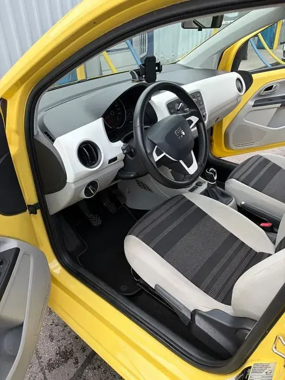 Gebraucht Seat Mii Style 60 PS (44 kW) 2015 Gelb Kleinwagen