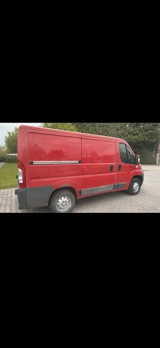 Gebraucht Fiat Ducato 100 PS (73 kW) 2012 Rot Van
