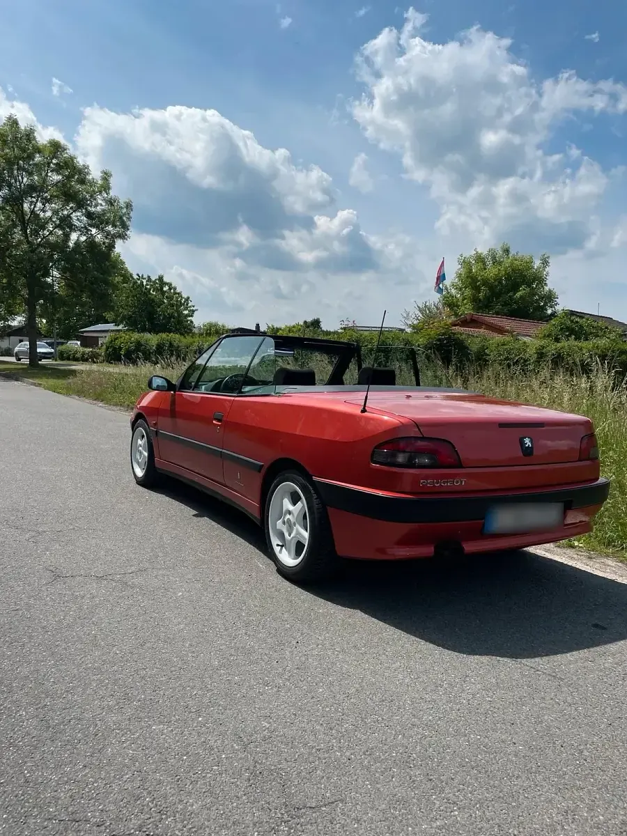 Gebraucht Peugeot 306 Cabriolet 88 PS (64 kW) 1998 Orange Cabrio