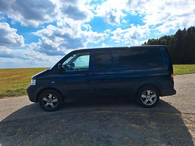 Gebraucht VW T5 130 PS (95 kW) 2007 Blau Van
