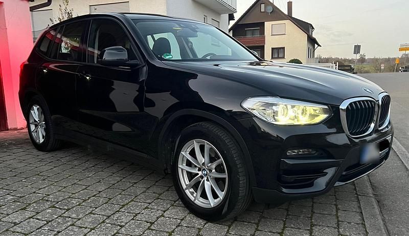 Second-hand BMW X3 190 CP (139 kW) 2019 Negru SUV