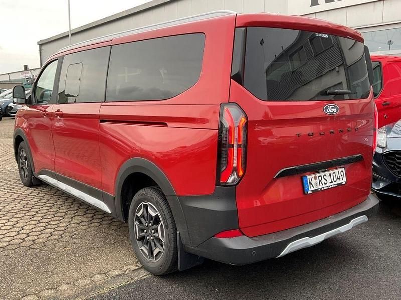 Gebraucht Ford Tourneo Active 170 PS (125 kW) 2025 Rot Van / Kleinbus