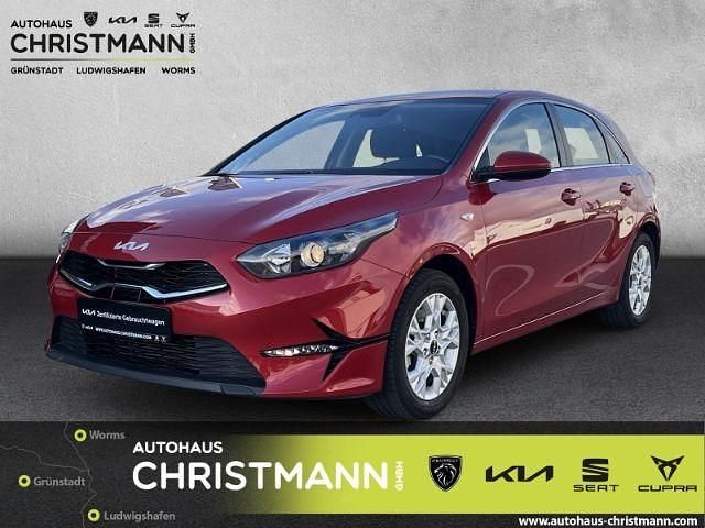 Gebraucht Kia Ceed Vision 120 PS (88 kW) 2022 (aa9) infrarot met. Kleinwagen