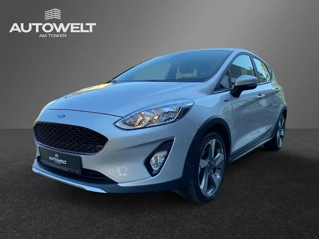 Gebraucht Ford Fiesta Active 86 PS (63 kW) 2018 Silber Kleinwagen