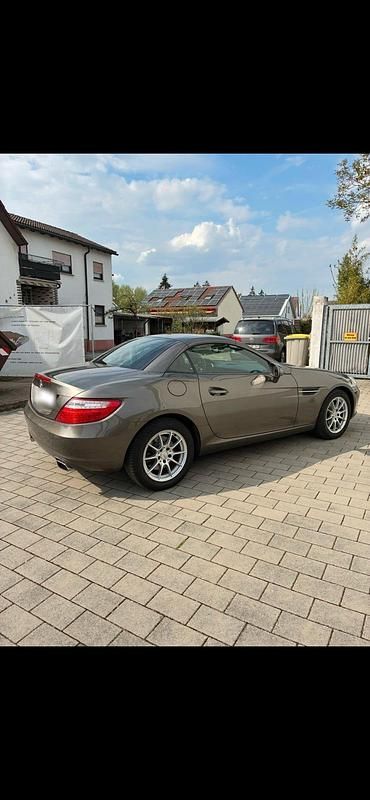 Gebraucht Mercedes SLK200 184 PS (135 kW) 2011 Grau Cabrio