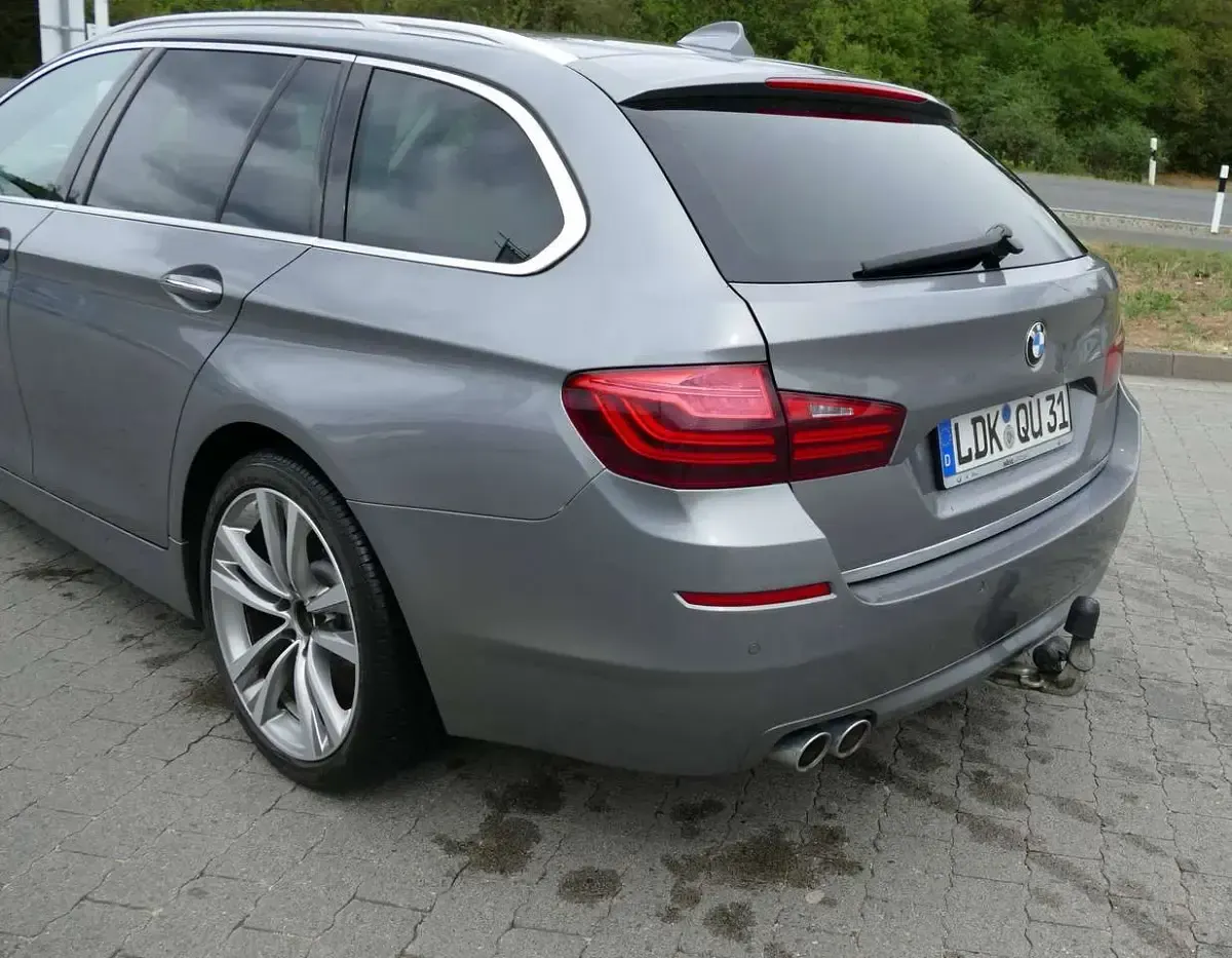 Gebraucht BMW 530 Luxury Line 258 PS (189 kW) 2017 Grau Kombi