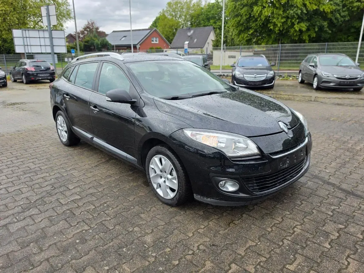 Gebraucht Renault Mégane GrandTour 101 PS (74 kW) 2013 Schwarz Kombi