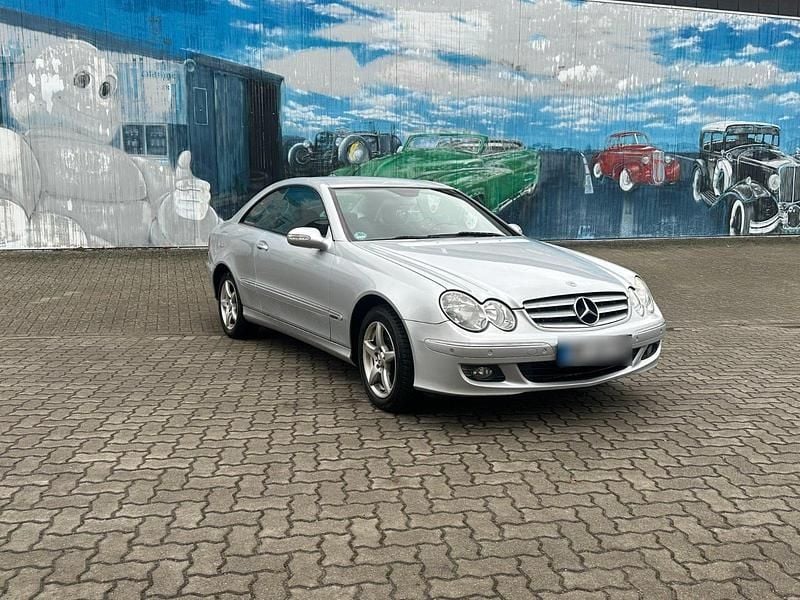 Gebraucht Mercedes CLK280 231 PS (169 kW) 2006 Silber Coupé