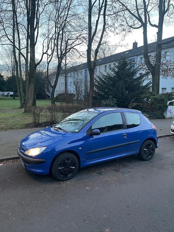 Gebraucht Peugeot 206 60 PS (44 kW) 2004 Kleinwagen