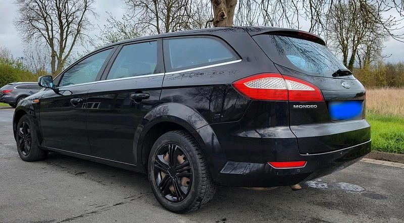 Gebraucht Ford Mondeo 140 PS (102 kW) 2007 Schwarz Kombi