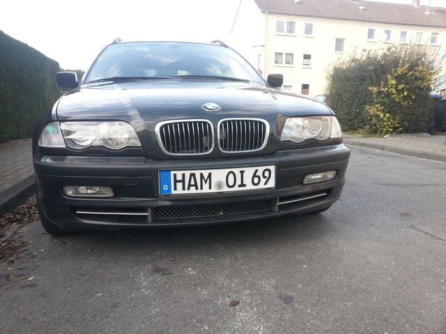 Gebraucht BMW 330 231 PS (169 kW) 2001 Schwarz Kombi