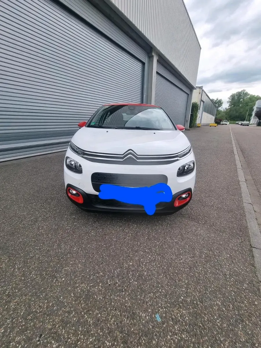 Usata Citroën C3 Feel 100 CV (73 kW) 2019 Bianco Utilitaria