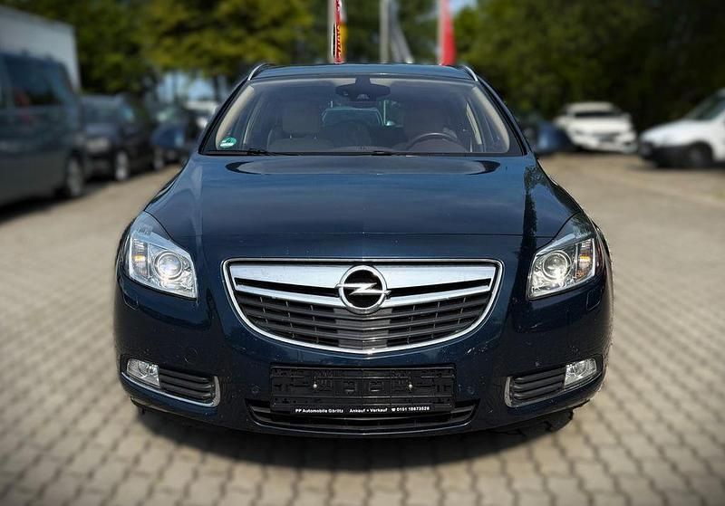 Blau Gebraucht 2013 Opel Insignia Innovation Limousine | 4.790 € - Bild 1/4