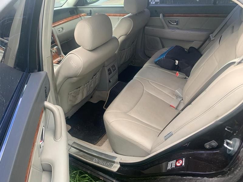 Gebraucht Kia Opirus 200 PS (147 kW) 2006 Braun Limousine