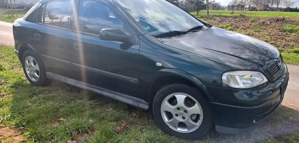 Gebraucht Opel Astra 1999 Grün Limousine
