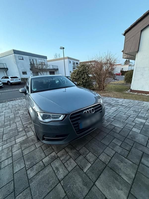 Gebraucht Audi A3 180 PS (132 kW) 2015 Grau Limousine