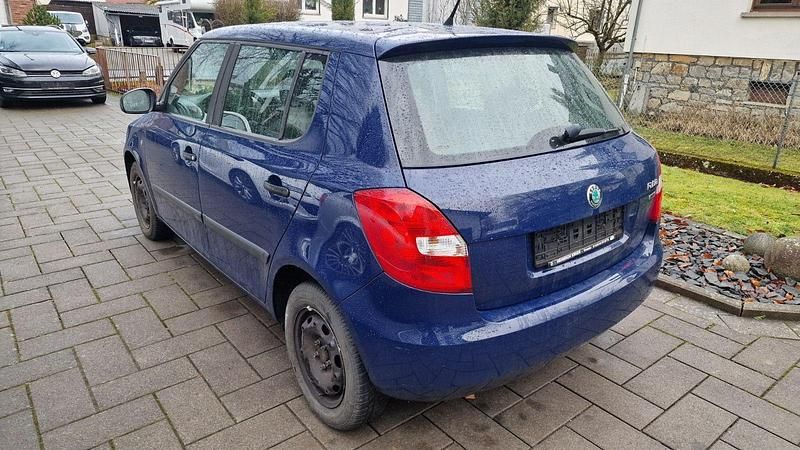 Gebraucht Skoda Fabia Cool Edition 69 PS (50 kW) 2011 Blau Kleinwagen