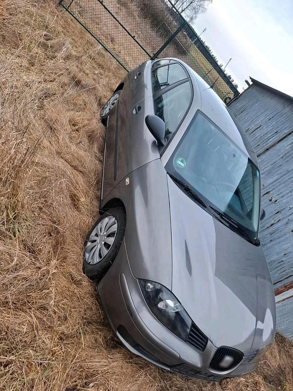 Gebraucht Seat Ibiza 69 PS (50 kW) 2005 Silber Kleinwagen