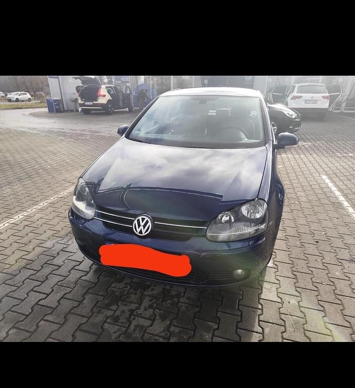 Blau Gebraucht 2008 VW Golf V Limousine | 2.800 € (Fairer Preis) - Bild 1/4