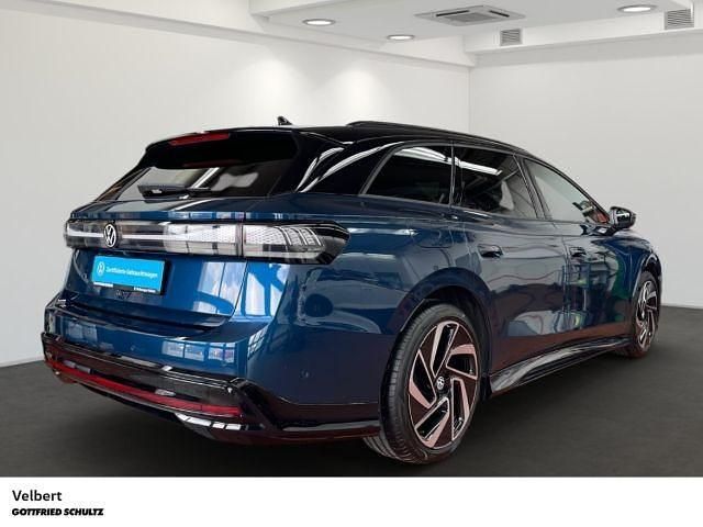 Gebraucht VW ID.7 Pro 210 kW (286 PS) 2025 Blau Kombi