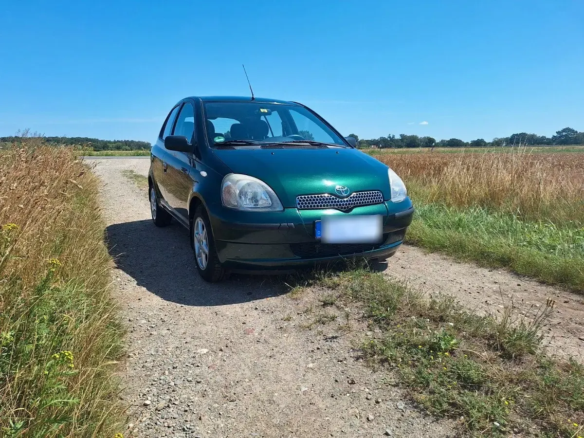 Gebraucht Toyota Yaris Sol 86 PS (63 kW) 2000 Grün Kleinwagen
