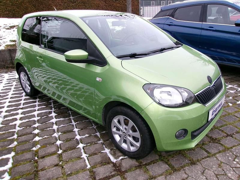Gebraucht Skoda Citigo Elegance 75 PS (55 kW) 2012 Springgr}n metallic Kleinwagen