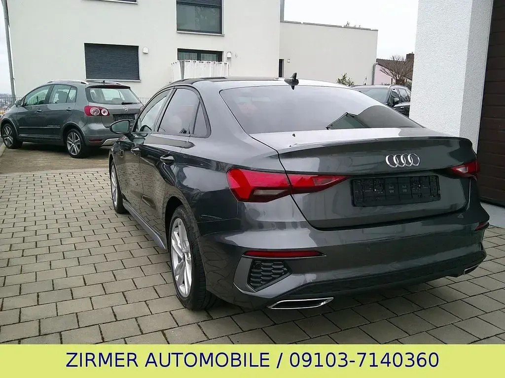 Używany Audi A3 S-Line 150 KM (110 kW) 2022 Szary Sedan/Limuzyna