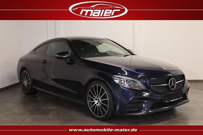 Blau Gebraucht 2024 Mercedes C220 AMG Coupé | 30.900 € (Guter Preis) - Bild 1/4