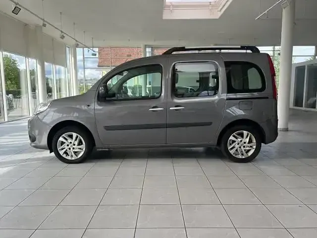 Gebraucht Renault Kangoo Initiale Paris 115 PS (84 kW) 2014 Grau Van / Kleinbus