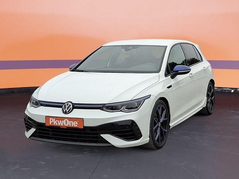 Weiß Gebraucht 2023 VW Golf VIII R Limousine | 40.350 € (Guter Preis) - Bild 1/4