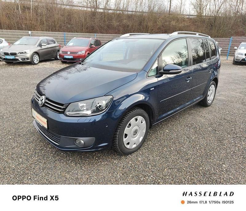 Gebraucht VW Touran Life 140 PS (102 kW) 2014 Blau Van / Kleinbus