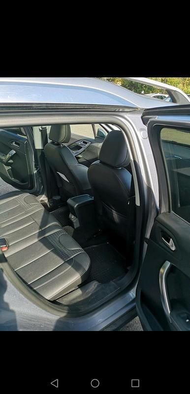 Silber Gebraucht 2017 Peugeot 2008 SUV | 7.500 € (Superpreis) - Bild 1/4