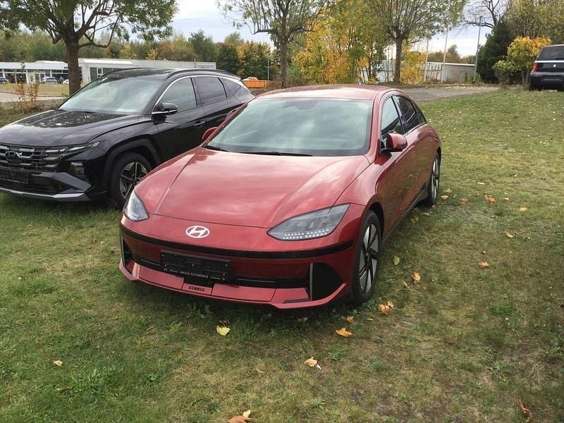 Neu Hyundai Ioniq 6 Techniq 239 kW (325 PS) 2025 Rot Limousine