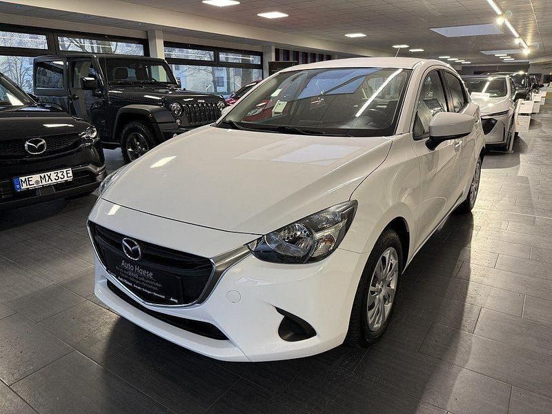 Gebraucht Mazda 2 Center-Line 75 PS (55 kW) 2015 Weiß Limousine
