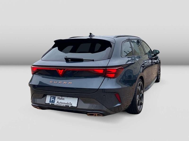 Gebraucht Cupra Leon VZ 177 PS (130 kW) 2025 Grau Kombi