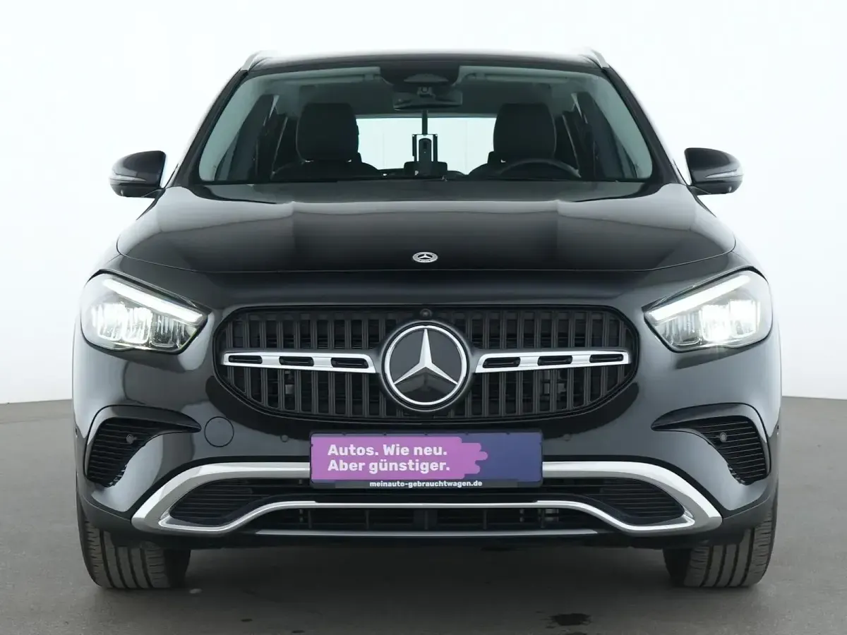 Gebraucht Mercedes GLA200 Progressive 163 PS (119 kW) 2025 Nachtschwarz SUV