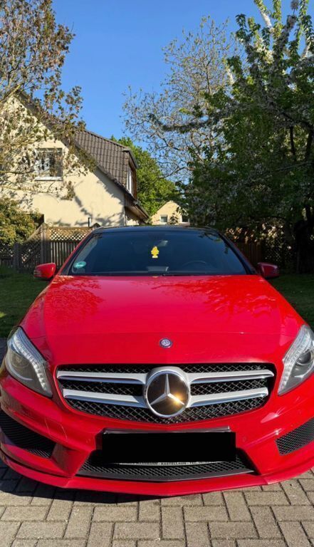 Rot Gebraucht 2013 Mercedes A200 AMG line Limousine | 9.900 € (Etwas zu teuer) - Bild 1/4