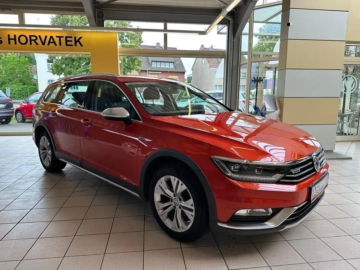 Gebraucht VW Passat Alltrack 190 PS (139 kW) 2016 Orange Kombi