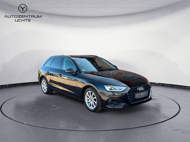 Schwarz Gebraucht 2022 Audi A4 Kombi | 25.799 € (Guter Preis) - Bild 1/4