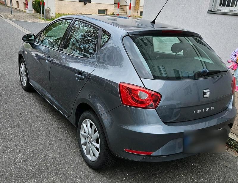 Gebraucht Seat Ibiza Style 86 PS (63 kW) 2013 Grau Kleinwagen