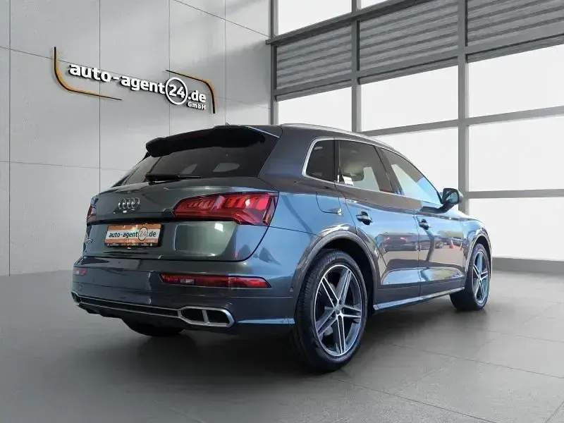 Gebraucht Audi SQ5 Sport 354 PS (260 kW) 2018 Daytonagrau perleffekt SUV