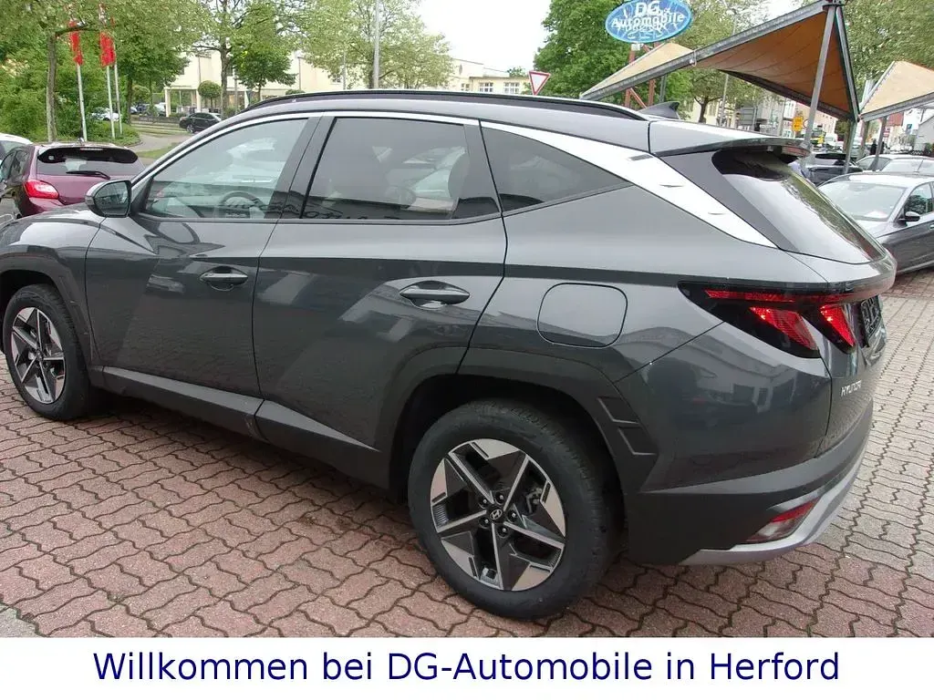 Neu Hyundai Tucson Trend 150 PS (110 kW) 2026 Grau SUV