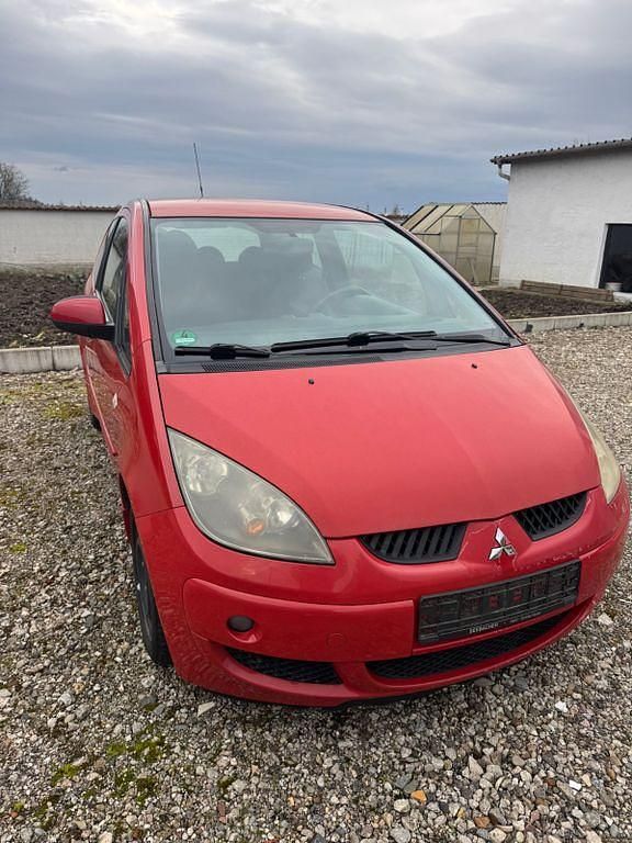 Rot Gebraucht 2006 Mitsubishi Colt Kleinwagen | 3.499 € (Fairer Preis) - Bild 1/4