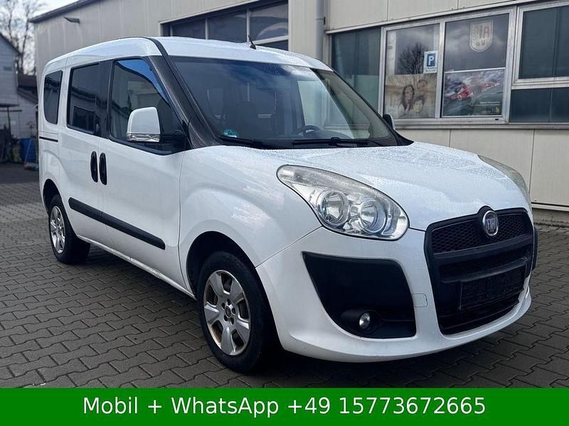 Gebraucht Fiat Doblò 105 PS (77 kW) 2011 Weiß Van / Kleinbus