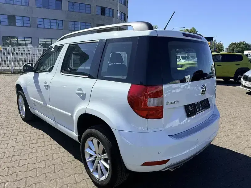 Gebraucht Skoda Yeti Ambition 125 PS (91 kW) 2016 Laser white SUV